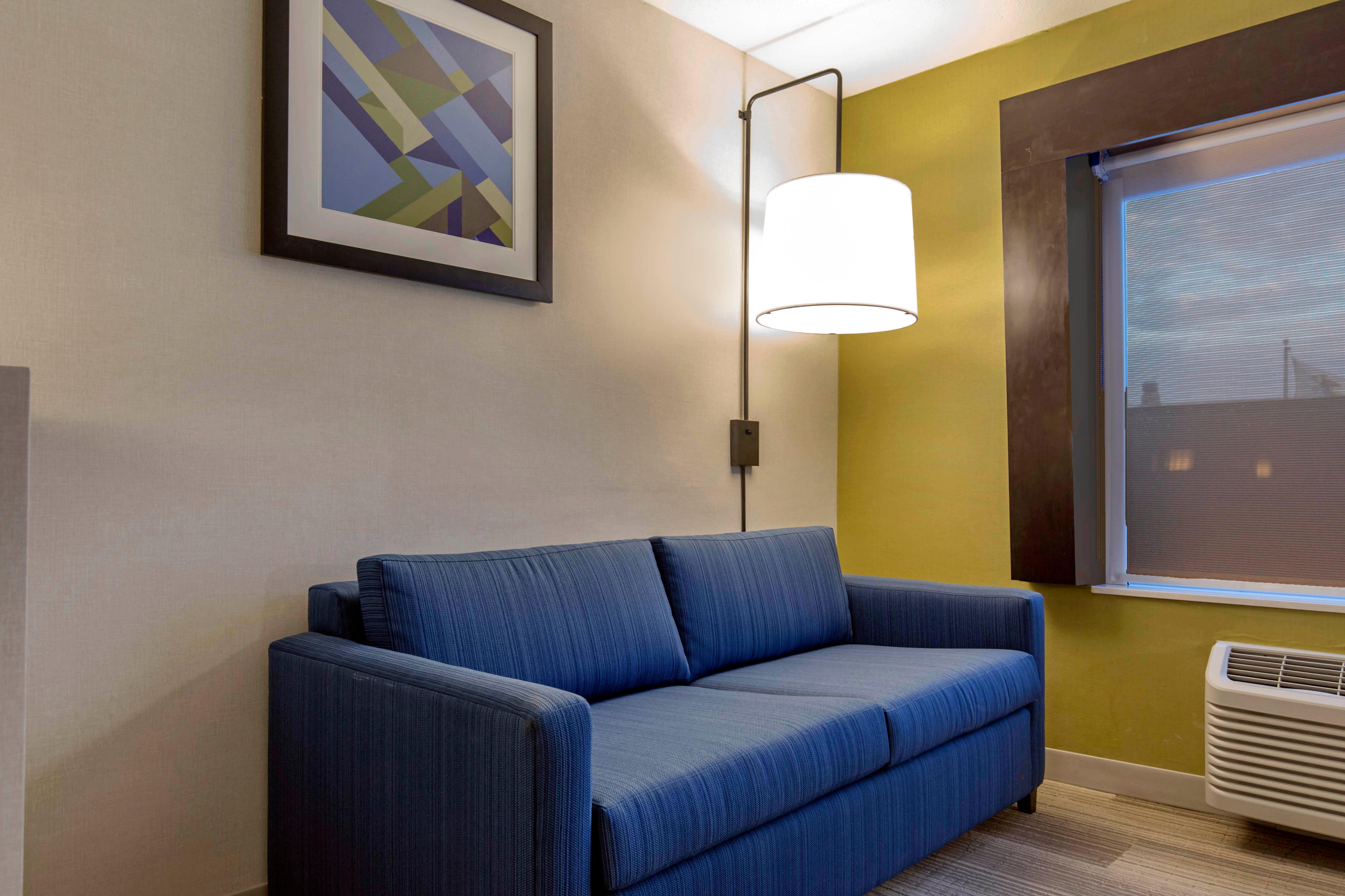 Holiday Inn Express And Suites Chicago West - St Charles By Ihg Saint Charles Εξωτερικό φωτογραφία