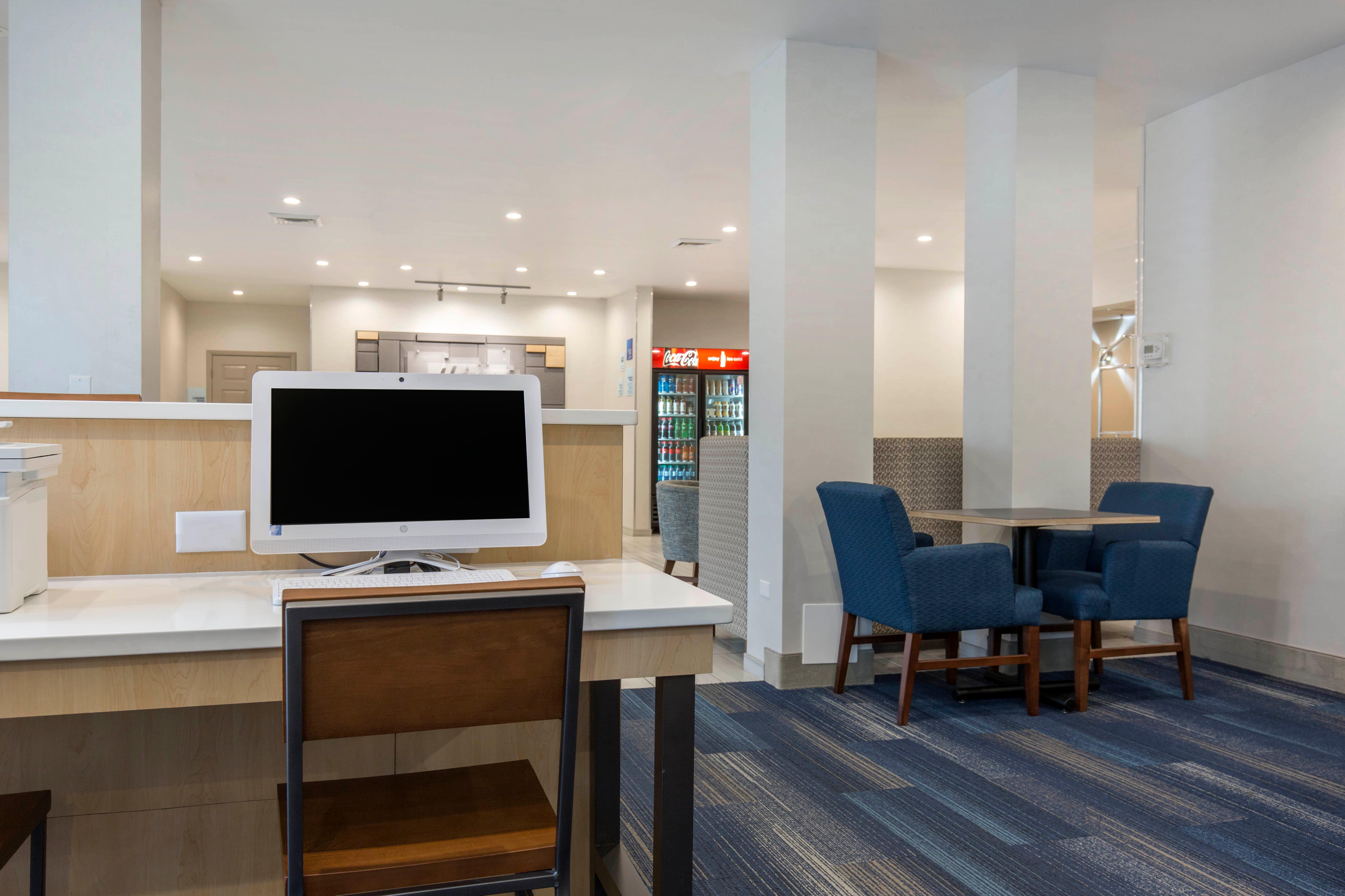 Holiday Inn Express And Suites Chicago West - St Charles By Ihg Saint Charles Εξωτερικό φωτογραφία