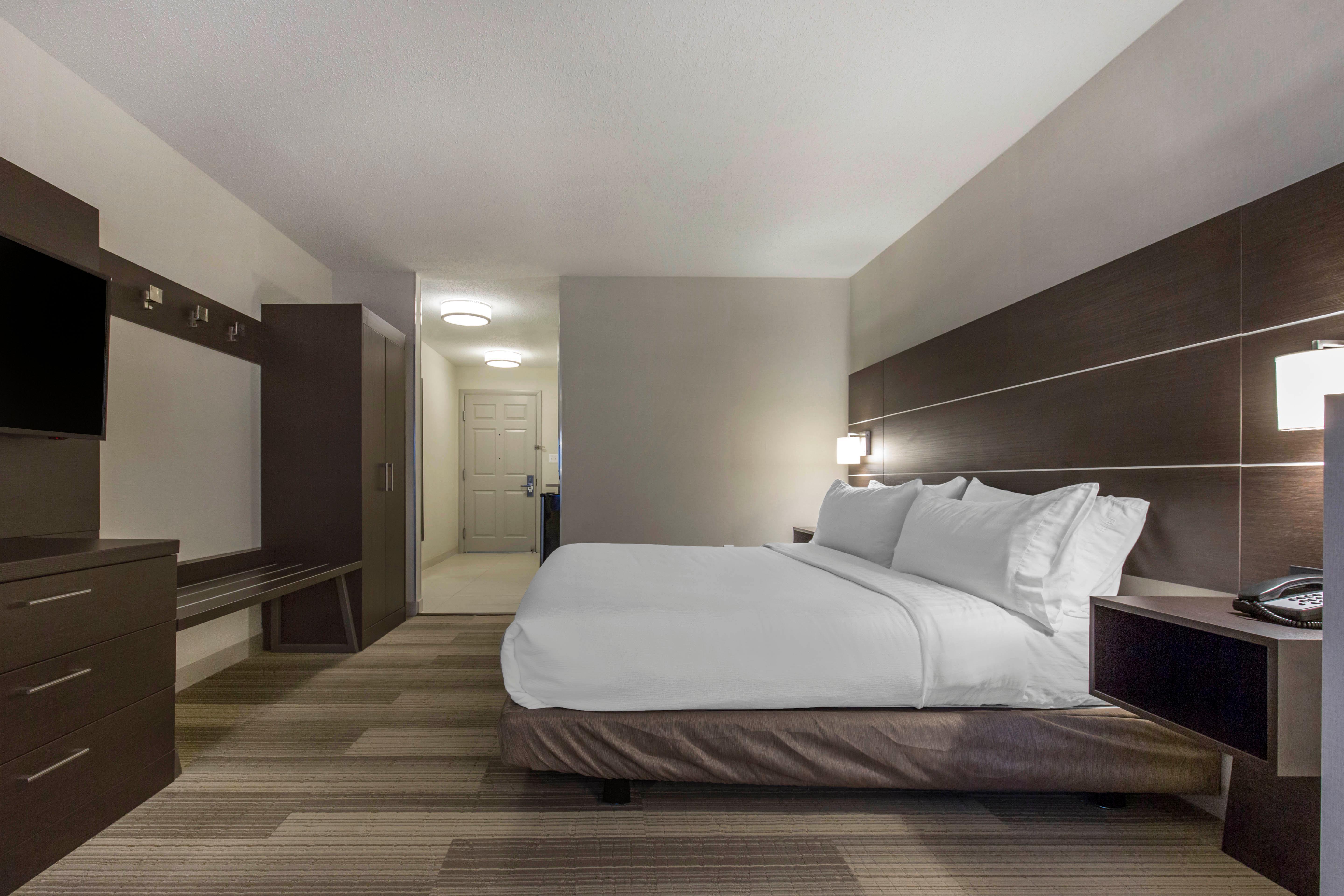 Holiday Inn Express And Suites Chicago West - St Charles By Ihg Saint Charles Εξωτερικό φωτογραφία