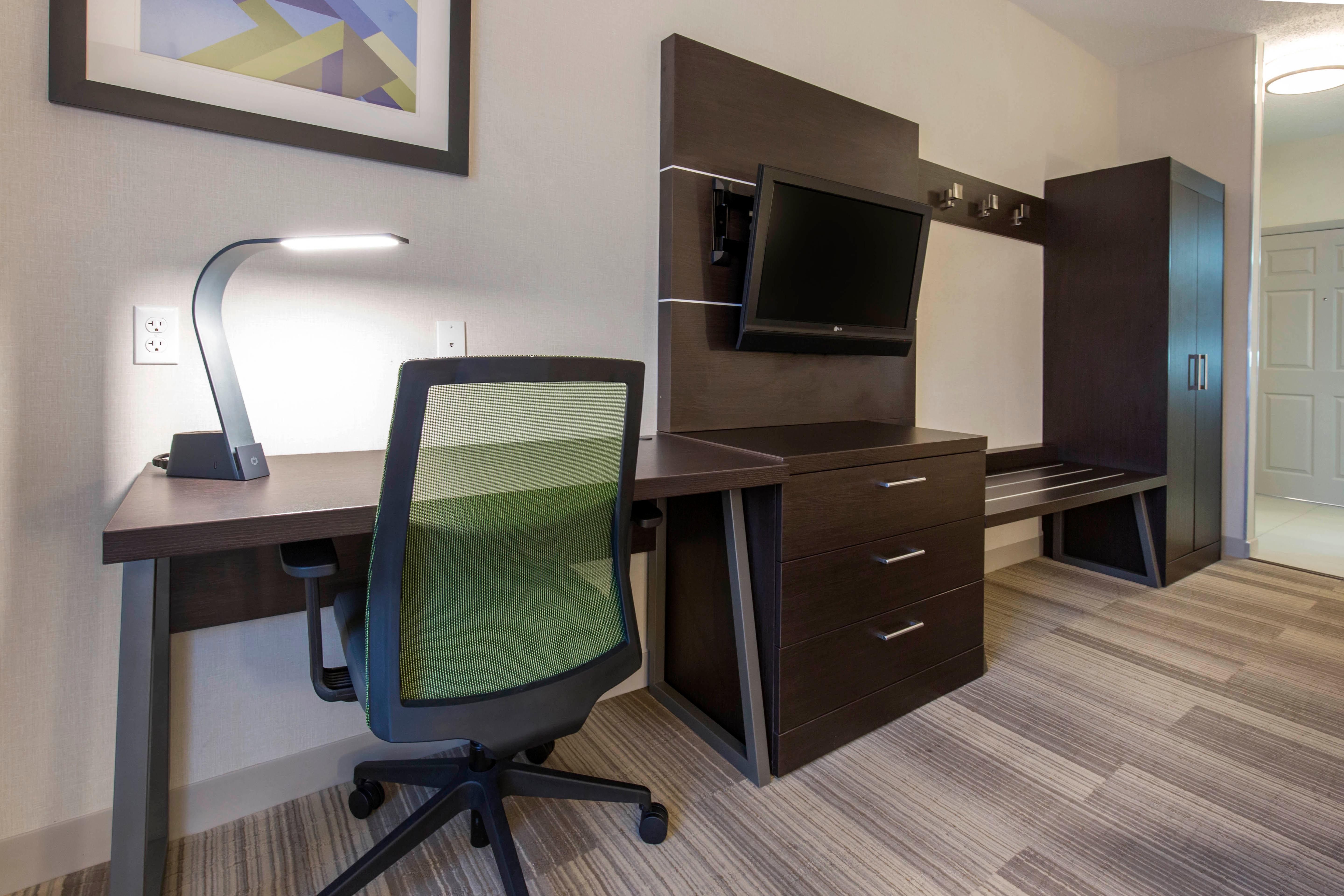 Holiday Inn Express And Suites Chicago West - St Charles By Ihg Saint Charles Εξωτερικό φωτογραφία