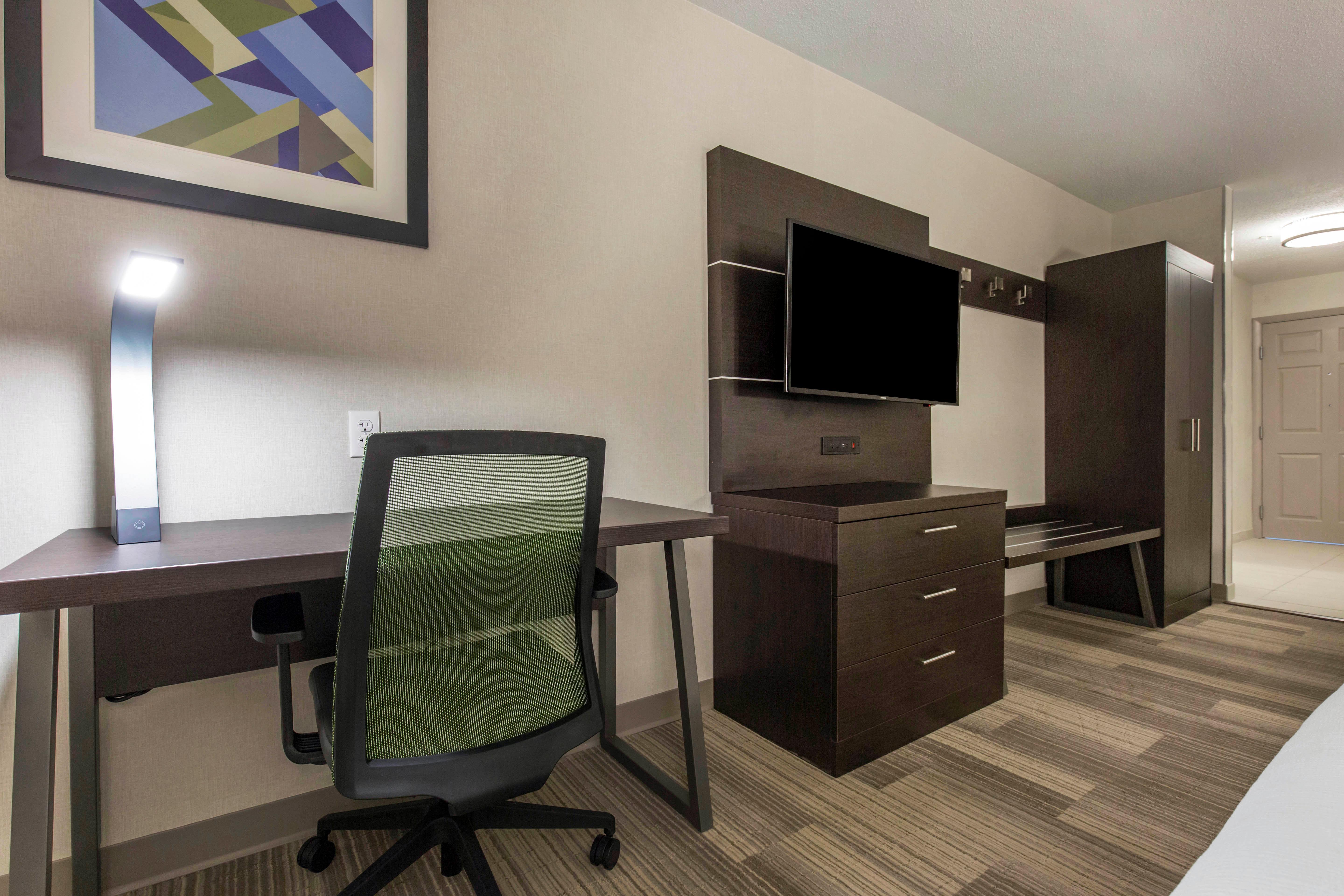 Holiday Inn Express And Suites Chicago West - St Charles By Ihg Saint Charles Εξωτερικό φωτογραφία
