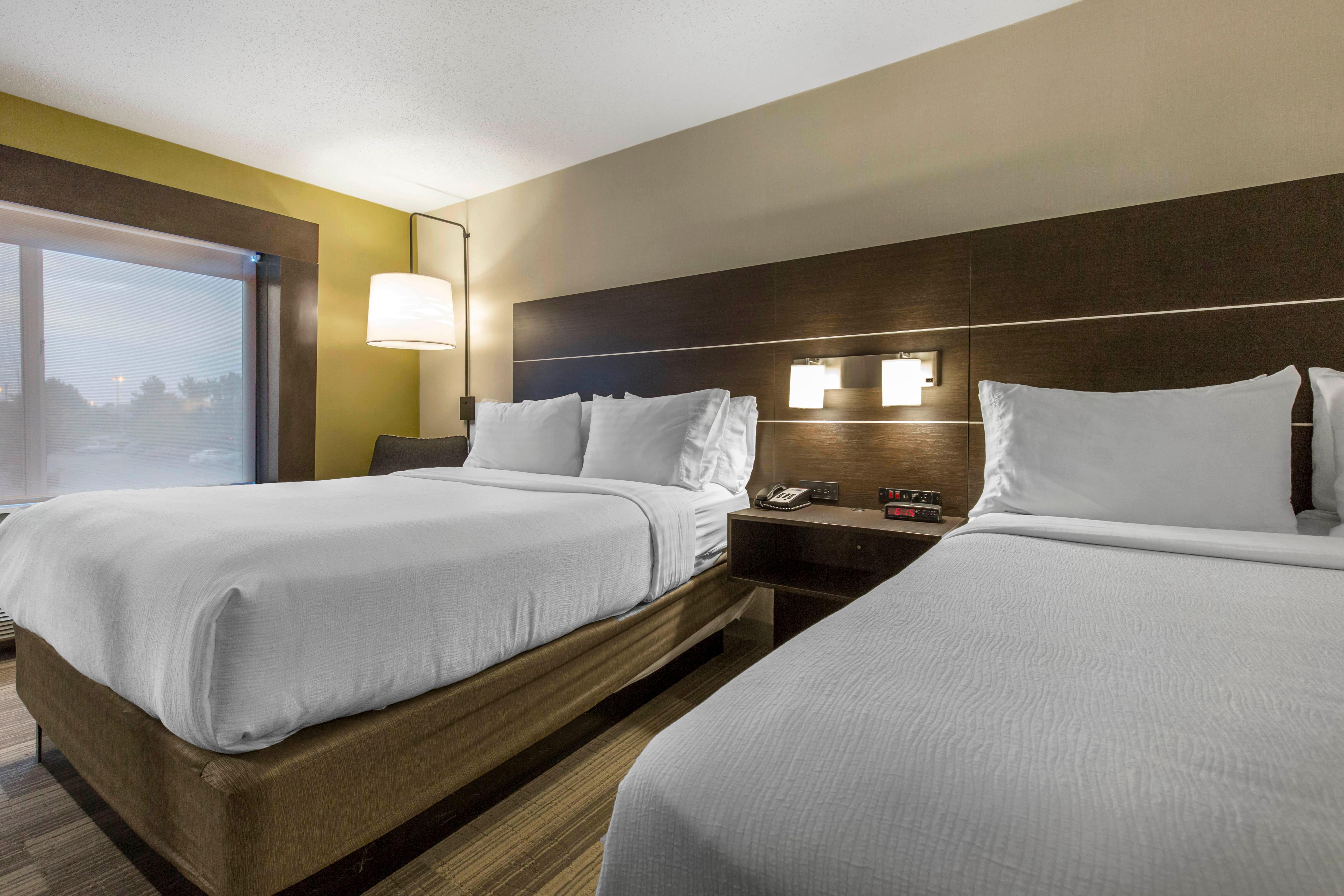 Holiday Inn Express And Suites Chicago West - St Charles By Ihg Saint Charles Εξωτερικό φωτογραφία