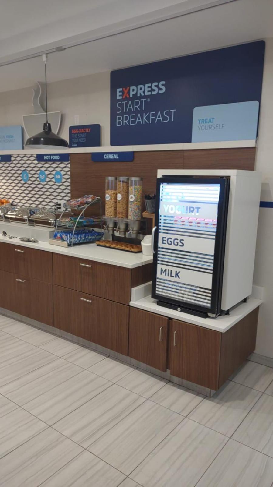 Holiday Inn Express And Suites Chicago West - St Charles By Ihg Saint Charles Εξωτερικό φωτογραφία