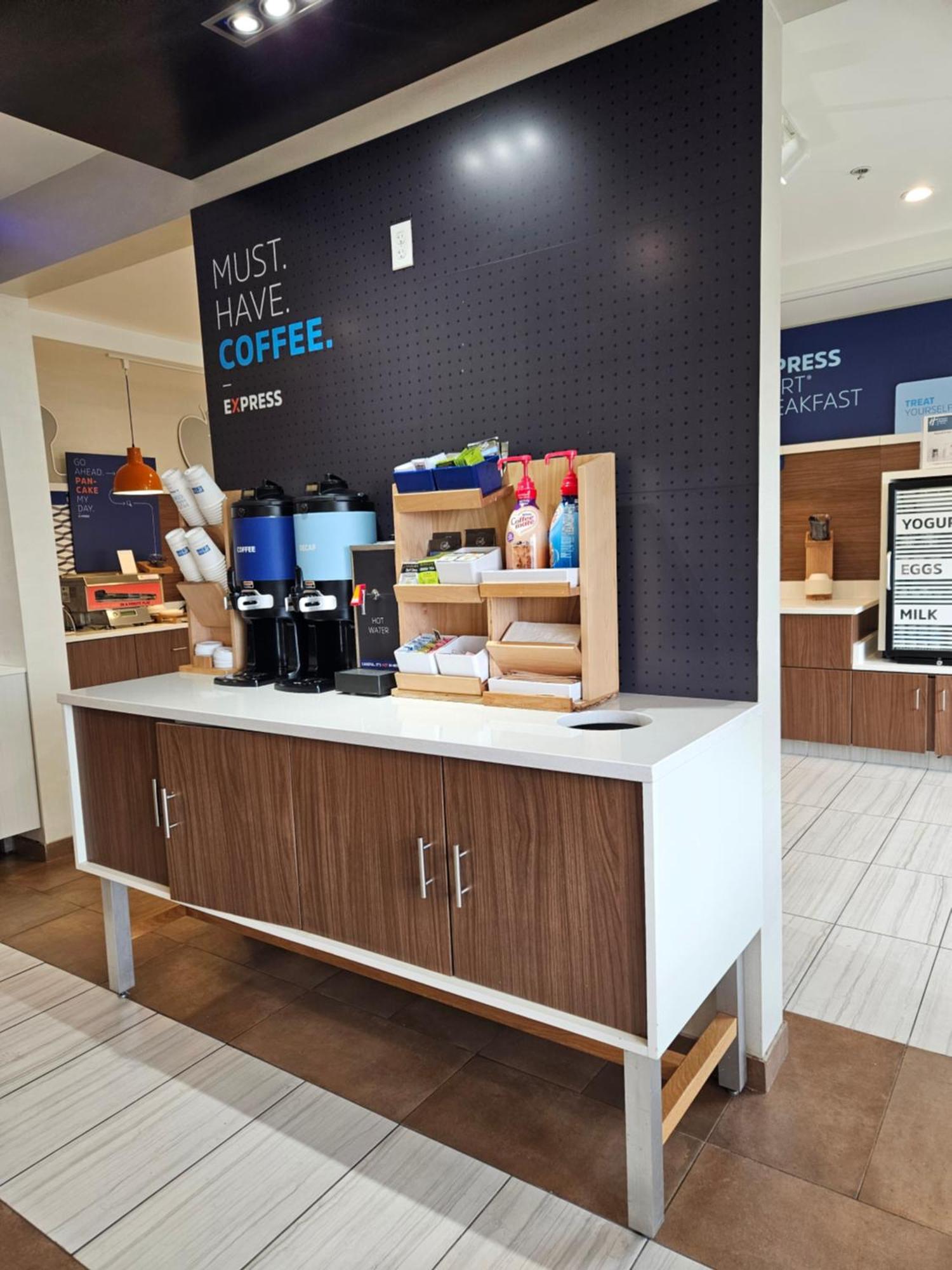 Holiday Inn Express And Suites Chicago West - St Charles By Ihg Saint Charles Εξωτερικό φωτογραφία