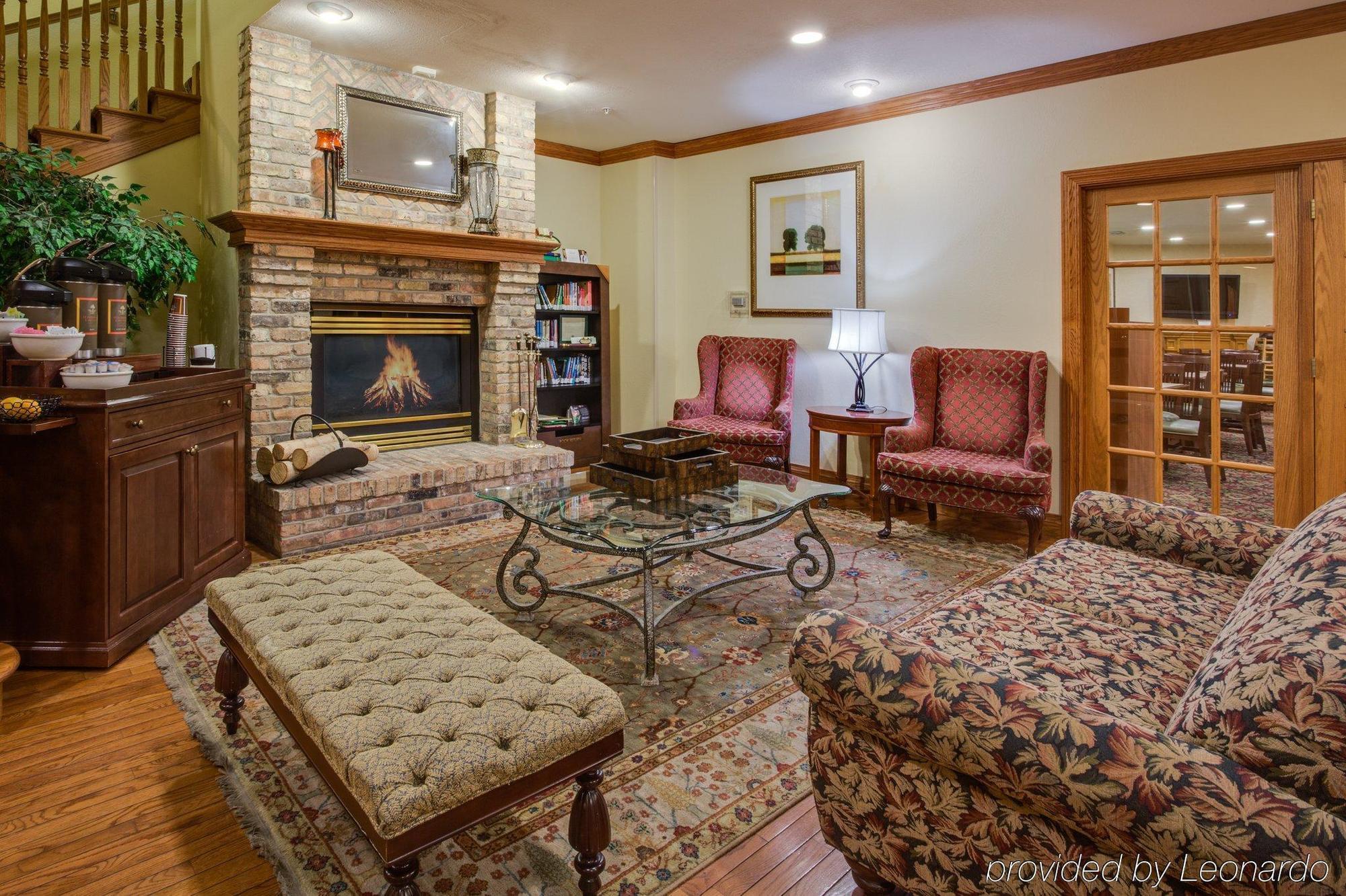 Holiday Inn Express And Suites Chicago West - St Charles By Ihg Saint Charles Εξωτερικό φωτογραφία
